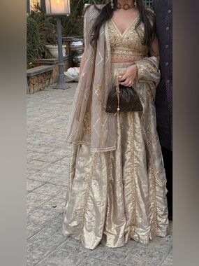 Lashkaraa Gold Lehenga Set with V-Neck blouse